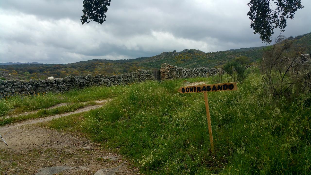 Casas Do Contrabando Panzió Marvão Kültér fotó